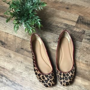 Ann Taylor cheetah print flats size 9